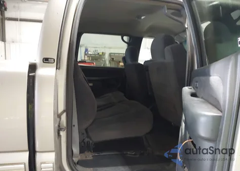 2001 Chevrolet Silverado 1500Hd Ls z USA, uszkodzony, nr VIN 1GCGK13U91F190330